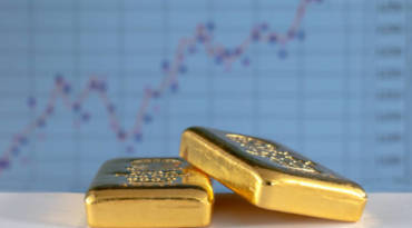 El precio del Oro cae a mínimos de cuatro semanas ante la firmeza del Dólar y la inflación impulsada por el petróleo